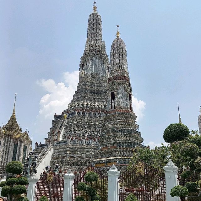 วัดอรุณราชวรารามราชวรมหาวิหาร