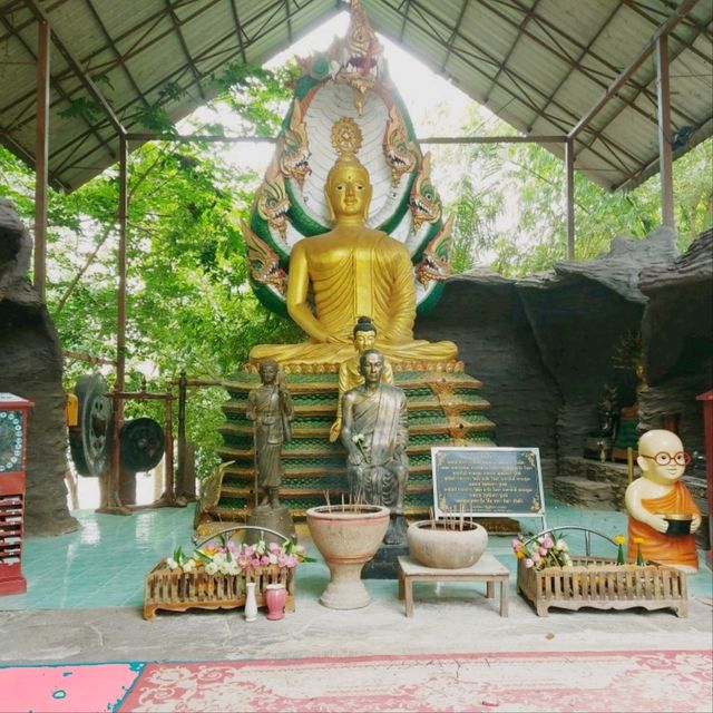 วัดป่าปากโดม