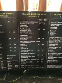 【香港_香港ディズニーランド】ディズニー内のStarbucks