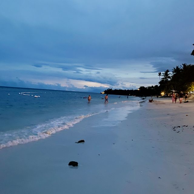 Stunning Alona Beach in Bohol