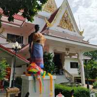 พระนอนหินทราย 1,300 ปี