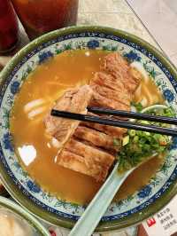 【平民美食.鮮蝦雲吞.崩沙腩河🫶🏻】