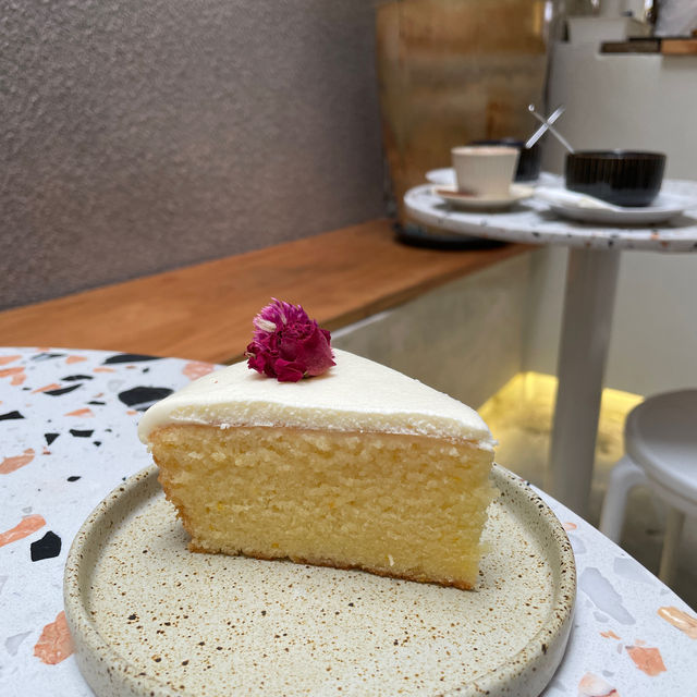 Heritage Cafe Bliss: Friends' Delight