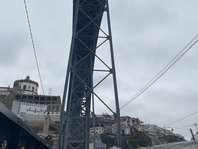 동루이스 1세 다리가 가장 잘보이는 포르투 핫플레이스, 히베이라광장🌉