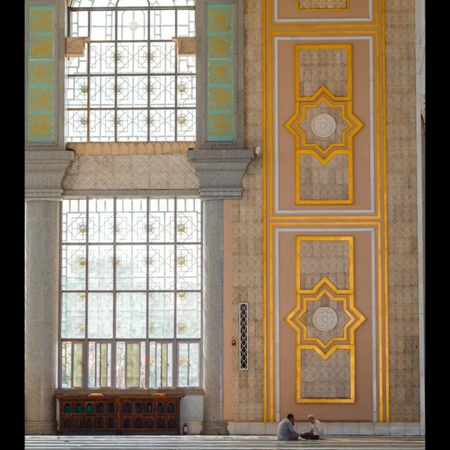 Masjid Sultan Ahmad 🕌🌙:神聖與寧靜的回教寺廟🙏🌺