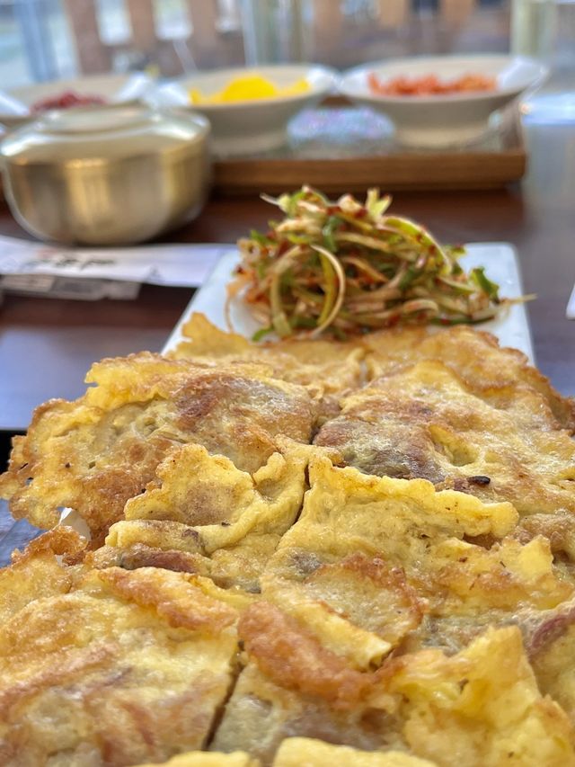 한옥에서 먹으면 2배 더 맛있는 한식🇰🇷