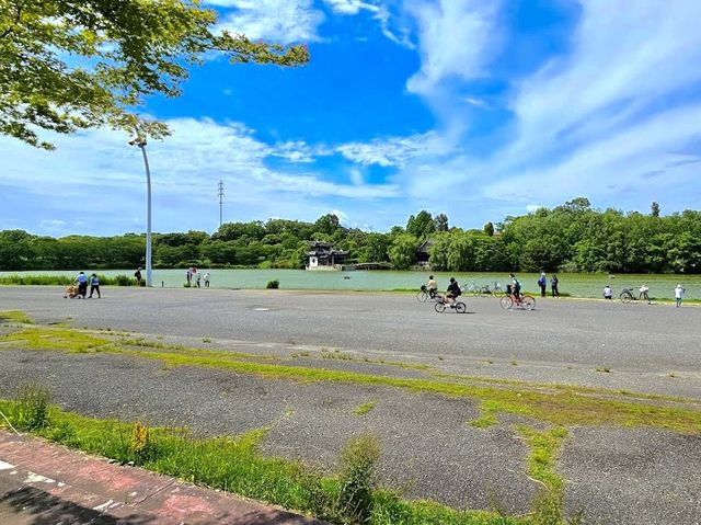 Tsurumi Ryokuchi Park