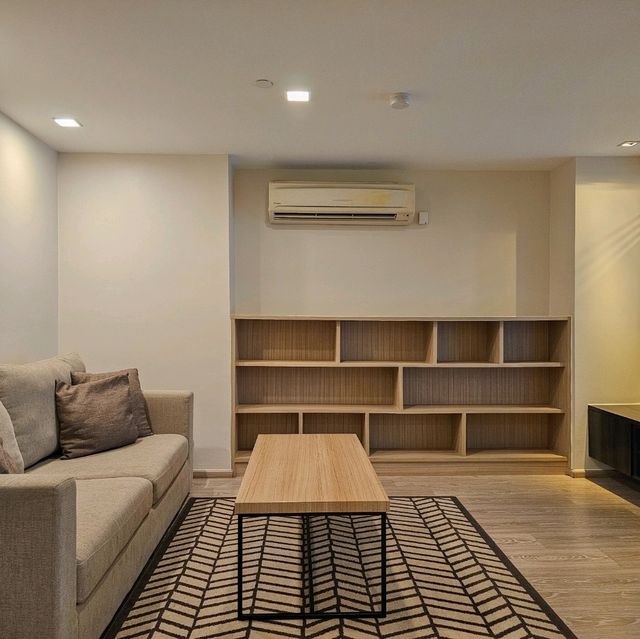 เปลี่ยนบรรยากาศมาพักผ่อนใจกลางเมืองย่านเอกมัย
