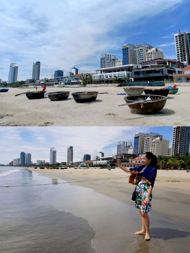🇻🇳 A stroll along My Khe Beach @ Da Nang