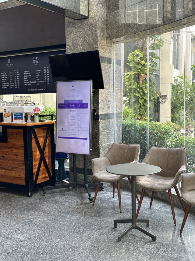 แวะพักที่ โรงแรมตรังกรุงเทพ 🏨