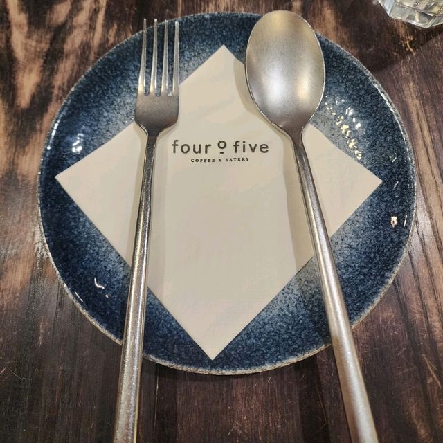 Four 0 Five Coffee & Eate📍觀塘