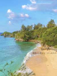 【沖縄】「岩の窓」から洞窟フォトが撮れる絶景ビーチ