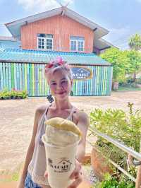 คาเฟ่ที่มีแต่ความสุข Fika Cafe @ Baan Ta