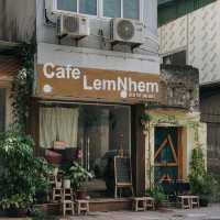 LEMNHEM CAFE 