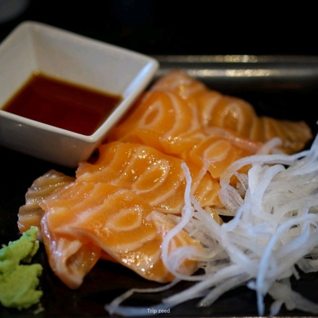 บุฟเฟ่ต์มื้อกลางวัน หลักร้อย ในโรงแรม