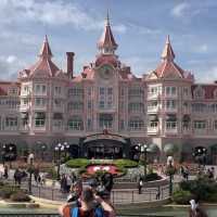 มาฝรั่งเศสก็ต้องมา Disneyland สิ!