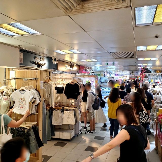 香港本土特色購物中心 眾多餐飲超值購物