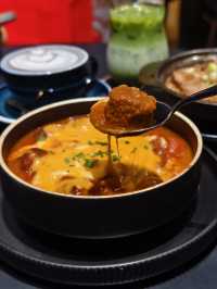 旺角暗黑風裝修cafe