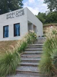 คาเฟ่สวยวิวเขา Wynn Cafe & Hill Club