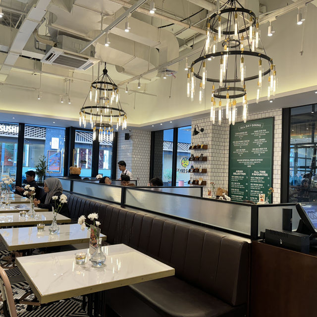 All time favourite! Toby’s Estate now at Grand Batam Mall
