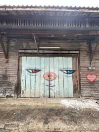 😀Yala Bird City Street Art
