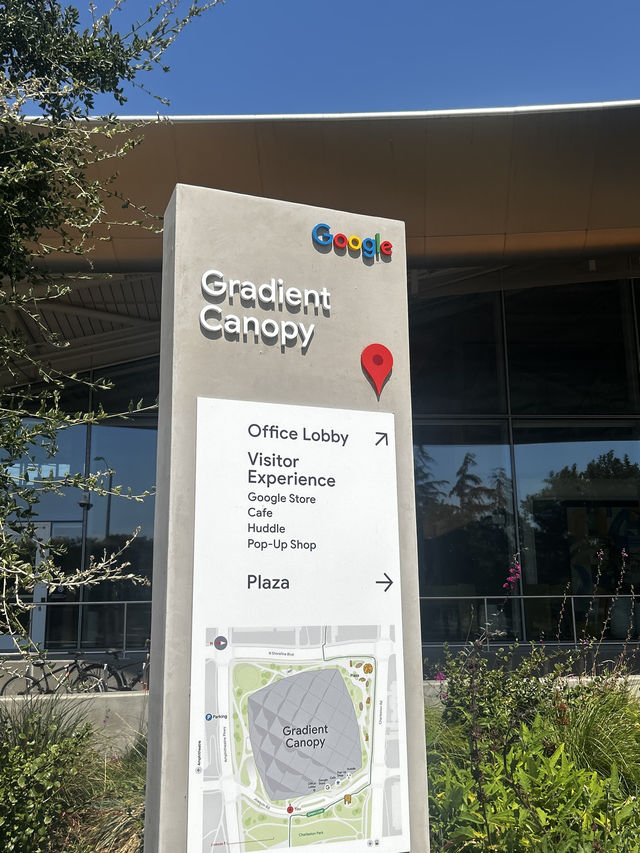 Trải nghiệm Google Store và Google Cafe