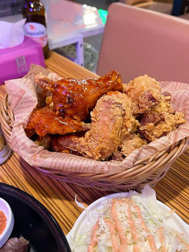 「香港第一間韓式炸雞店，口感豐富」