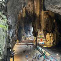วัดถ้ำบาตู (BATU CAVES) ศาสนสถานฮินดูอันศักดิ์สิทธิ์