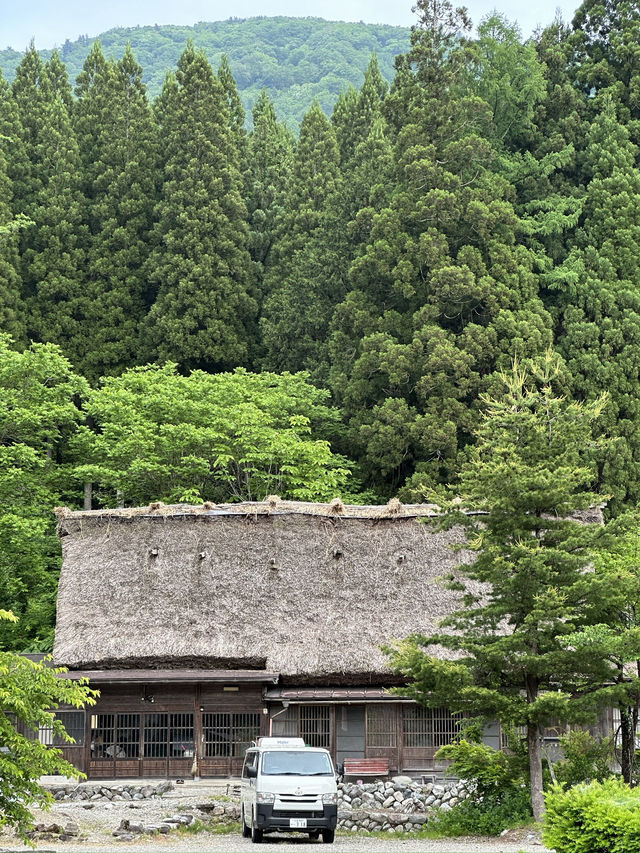 Japanese Ancient Architecture: Gassho Houses