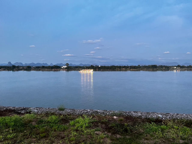 Infinity edge pool Chewakhong