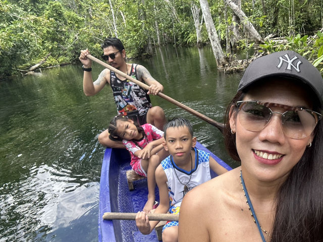 พายเรือ เล่นน้ำที่ป่าต้นน้ำบ้านราด จ.สุราษฎร์ธานี