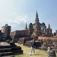 วัดมหาธาตุ สัญลักษณ์ของอาณาจักรสุโขทัย