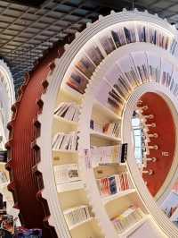Beautiful bookstore!!!