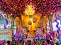 กราบหลวงพ่อโต วัดบางพลีใหญ่ใน