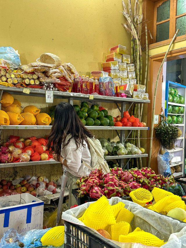 사파 망고 1kg 2,000원에 먹을 수 있는 과일가게