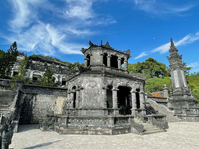 Mausoleum of Emperor Khai 