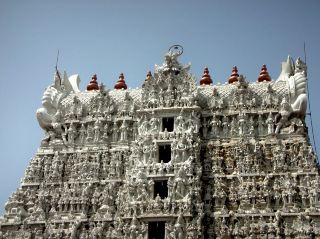 Suchindram Temple: A Sacred Marvel of South Indian Architecture and Spirituality