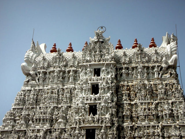 Suchindram Temple: A Sacred Marvel of South Indian Architecture and Spirituality