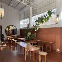 NGEGGEE CAFE