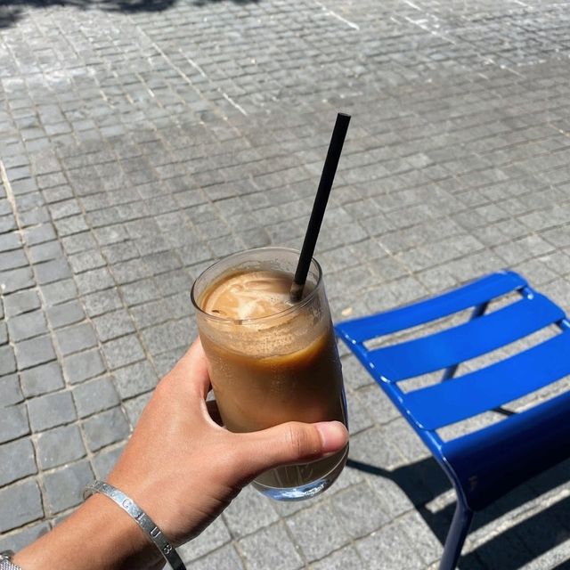 Friendly cafe