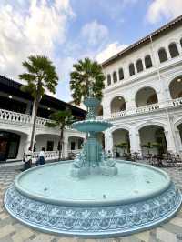 シンガポール　シンガポール観光　Raffles Singaporeは白亜のホテル！