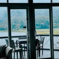 WONDERFUL HOLIDAYS @ DEWDROPS AT LAKE GREGORY.