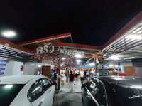 ร้านอาหารพื้นบ้านระยอง ติดทะเลอาหารอร่อย
