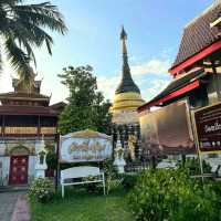 Muen Lan Temple