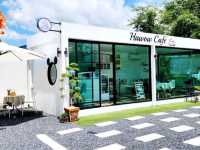  Hawow  Cafe