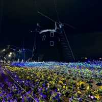 Magical illuminations & fireworks at Huis Ten Bosch