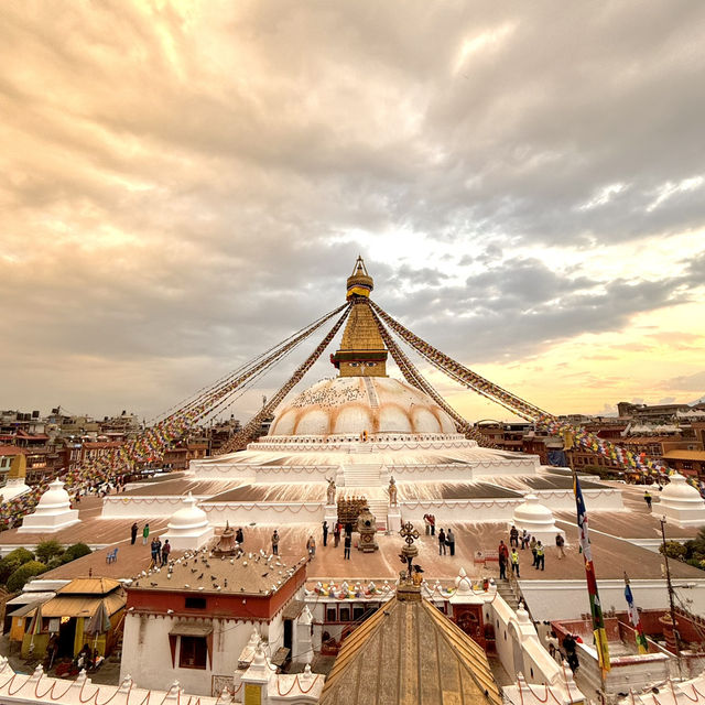Explore the Peaceful Beauty of Boudhanath Stupa