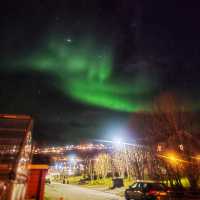 แสงเหนือที่เมือง Kirkenes ประเทศนอร์เวย์ สวัสด