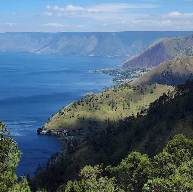 Discovering the Magic of Lake Toba: A Journey Through Indonesia’s Natural Wonder!