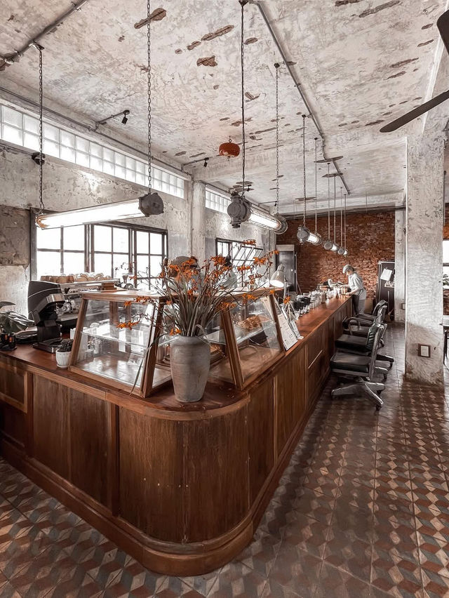 De-Po Cafe. 